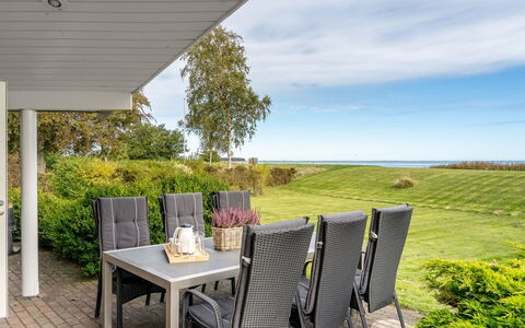 Heilo - from the Sea: Meubilair, Buitenmeubels, Tafel, Stoel, Buitentafel, Land Lot, Keuken En Eettafel, Tuin, Schaduw, Patio