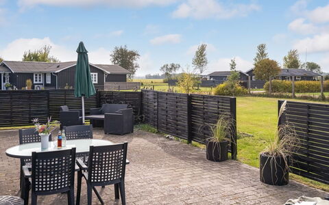 Grith - 740M to the Fjord: Lucht, Huis, Land Lot, Schaduw, Tuin, Gazon, Verblijf, Landscaping, Werf, Siding