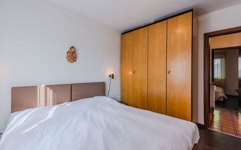 Nido del Brenta: Interieur Ontwerp, Bed, Meubilair, Flooring, Slaapkamer, Hout, Verdieping, Plafond, Kamer, Verlichting