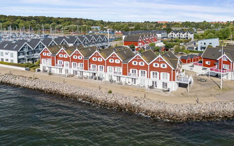 Loan - 10M to the Fjord: Water, Waterweg, Kanaal, Boot, Watercraft, Kust En Oceanic Landvormen, Zee, Dok, Kust, Jachthaven