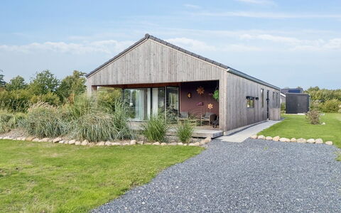 Ragmar - 525M from the Sea: Verdieping, Plafond, Zwembad, Toevlucht, Ontwerp, Stoel, Daylighting, Hotel, Villa, Penthouse