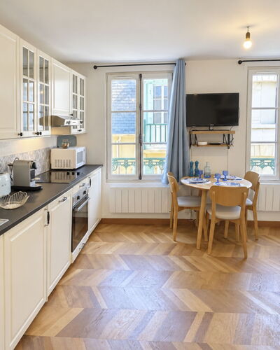 Le Petit Trouville: Dak, Huis, Woongebied, Huis, Landgoed, Verblijf, Ontwerp