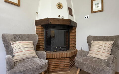 Casa di Mario: Meubilair, Interieur Ontwerp, Hout, Flooring, Verdieping, Woonkamer, Kamer, Verlichting, Stoel, Huis