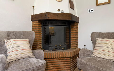 Casa di Mario: Meubilair, Interieur Ontwerp, Hout, Flooring, Verdieping, Kamer, Woonkamer, Haard, Verlichting, Bankstel