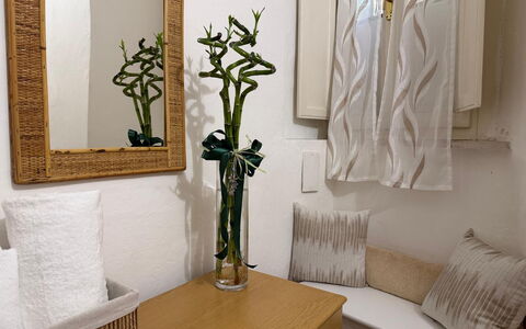 Casa di Mario: Interieur Ontwerp, Verlichting, Huis, Kamer, Meubilair, Verdieping, Linens, Bloempot, Fotolijst, Natuurlijk Materiaal