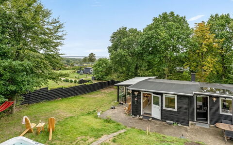 Thorine - 800M from the Sea: Huis, Huis, Verblijf, Dak, Landelijk Gebied, Tuin, Garden Gebouwen, Gazon, Backyard, Werf