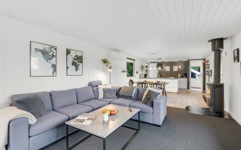 Hubert - 450M to the Fjord: Bankstel, Interieur Ontwerp, Hout, Meubilair, Plafond, Flooring, Woonkamer, Verdieping, Huis