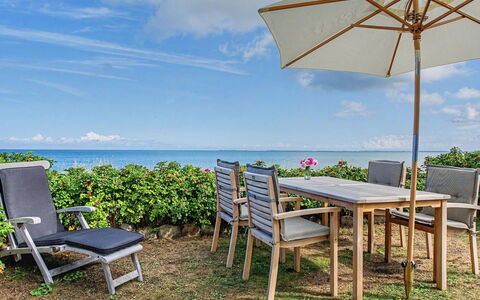 Joachim - 10M from the Sea: Hout, Meubilair, Appartement, Kamer, Plafond, Beits, Stoel, Hardwood, Vernis, Timmerhout