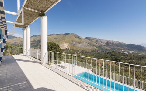 Capri: Veranda, Appartement, Balkon, Zwembad, Landgoed, Schaduw, Villa, Toevlucht, Hotel, Daylighting