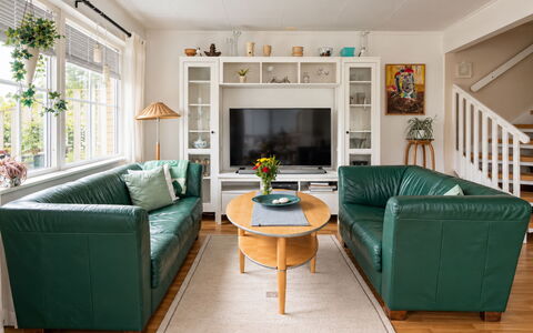 Cityhuset: Meubilair, Interieur Ontwerp, Flooring, Verdieping, Plafond, Kamer, Stoel, Tafel, Appartement, Keuken En Eettafel