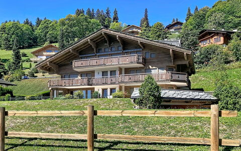 Mont Azur: Huis, Huis, Verblijf, Veranda, Balkon, Hek, Dorp, Landgoed, Boerderij