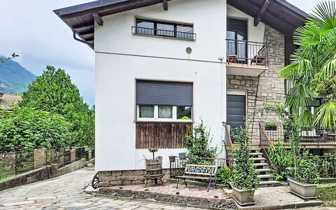 Villa Chiara e Chloe: Water, Watervoorraden, Zwemwater,  Felsen\, Kust, Natuurlijk Landschap, Headland, Kust En Oceanic Landvormen, Terrein, Voorgebergte