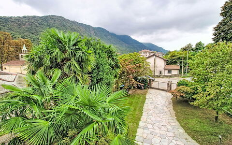 Villa Chiara e Chloe: Water, Watervoorraden, Zwemwater,  Felsen\, Kust, Natuurlijk Landschap, Headland, Kust En Oceanic Landvormen, Terrein, Voorgebergte