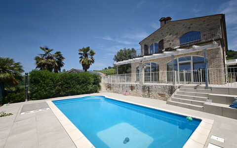 Tenuta Marino - Villa Privata Vista Vigneti con Pi: Zwembad, Blauw, Toevlucht, Vrije Tijd, Samengesteld Materiaal, Landgoed, Villa, Waterpartij, Eco Hotel, Schaduw