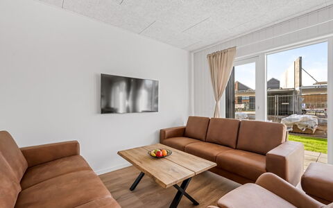 Fita - 450M from the Sea: Hout, Flooring, Verdieping, Interieur Ontwerp, Plafond, Houten Vloer, Meubilair, Bankstel, Kamer, Woonkamer