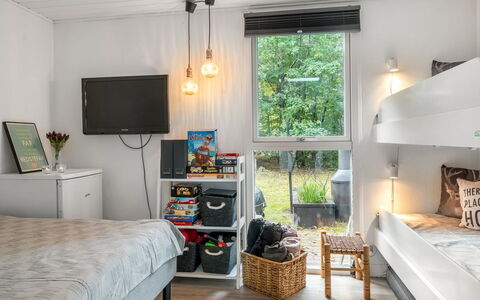 Nanook - from the Sea: Meubilair, Interieur Ontwerp, Bed, Slaapkamer, Flooring, Verdieping, Hout, Plafond, Kamer, Verlichting