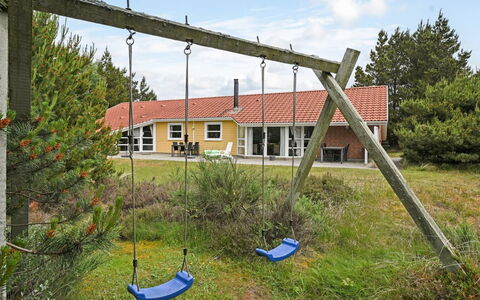 Aderice - 1.6Km from the Sea: Land Lot, Verblijf, Gazon, Tuin, Vrije Tijd, Backyard, Werf, Schaduw, Park, Landscaping