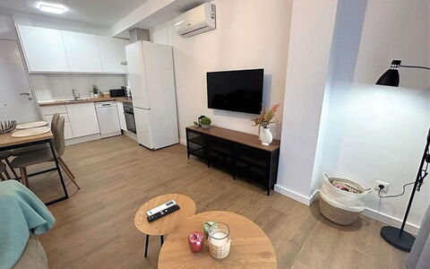 Caribe: Meubilair, Interieur Ontwerp, Flooring, Verdieping, Hout, Houten Vloer, Kamer, Plafond, Verlichting, Laminaatvloer
