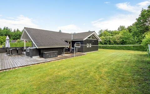 Tobias - 30Km from the Sea: Huis, Dak, Huis, Verblijf, Gazon, Boerderij, Landgoed, Tuin, Siding, Landscaping