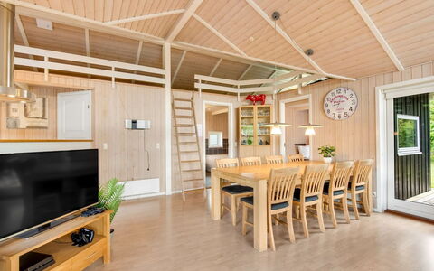 Tobias - 30Km from the Sea: Hout, Flooring, Plafond, Verdieping, Interieur Ontwerp, Houten Vloer, Hardwood, Beits, Huis, Deur