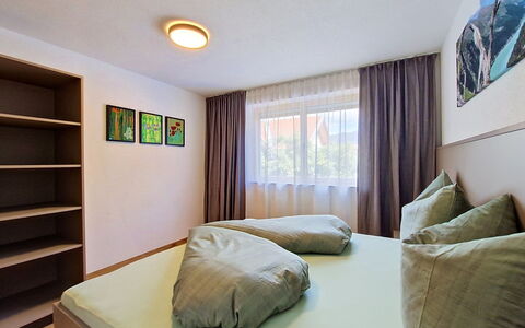 Das Maridl: Interieur Ontwerp, Bed, Hout, Kamer, Meubilair, Plafond, Flooring, Verdieping, Slaapkamer, Textiel