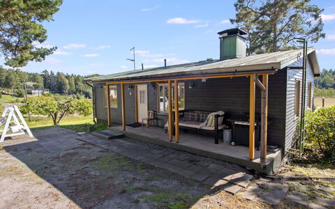 Salo 640: Hout, Huis, Verblijf, Huis, Deur, Siding, Garden Gebouwen, Blokhut, Veranda, Fiets