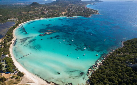 Casa San Ciprianu: Blauw, Water, Zwemwater, Kust, Kust En Oceanic Landvormen, Zee, Strand, Kust, Oceaan, Inham