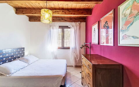 Il Giardino di Anzio: Meubilair, Interieur Ontwerp, Bed, Muur, Slaapkamer, Verdieping, Flooring, Hout, Kamer, Laken