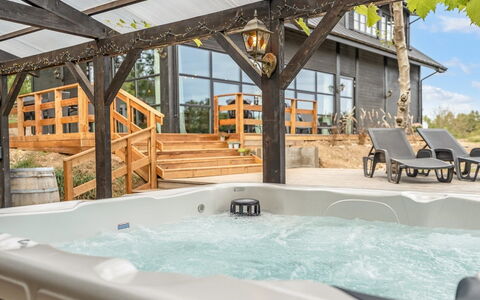Geeske - 1.1Km from the Sea: Hout, Samengesteld Materiaal, Toevlucht, Zwembad, Beits, Hardwood, Schaduw, Eco Hotel, Dek, Ontwerp