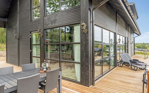 Geeske - 1.1Km from the Sea: Hout, Huis, Verblijf, Siding, Veranda, Dek, Hardwood, Landgoed, Plank, Ontwerp