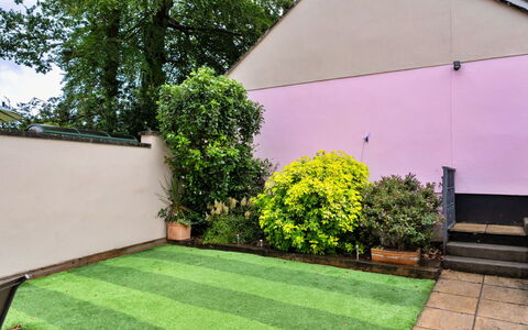 Marshmallow House: Balkon