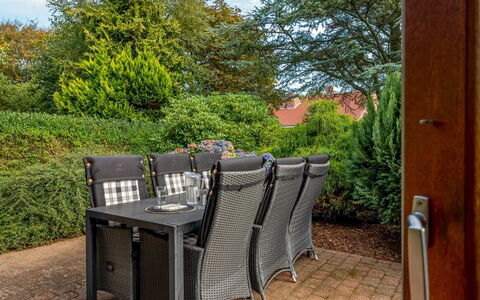 Anarosa - 6Km from the Sea: Meubilair, Buitenmeubels, Stoel, Tafel, Buitentafel, Keuken En Eettafel, Tuin, Patio, Schaduw, Backyard