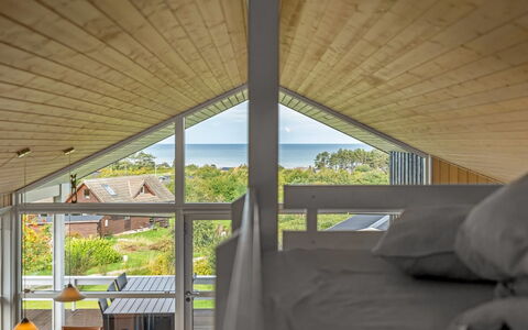 Taneli - 400M from the Sea: Hout, Verblijf, Hardwood, Veranda, Siding, Plank, Landgoed, Ontwerp, Beits, Garden Gebouwen