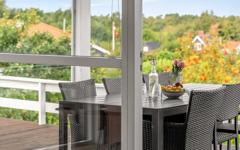 Taneli - 400M from the Sea
