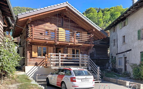 Perray 22: Huis, Deur, Verblijf, Balkon, Siding, Blokhut, Trap