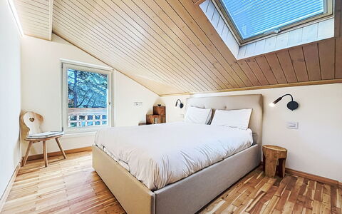 Dorian: Bed, Interieur Ontwerp, Meubilair, Slaapkamer, Hout, Flooring, Verdieping, Plafond, Bedding, Laken