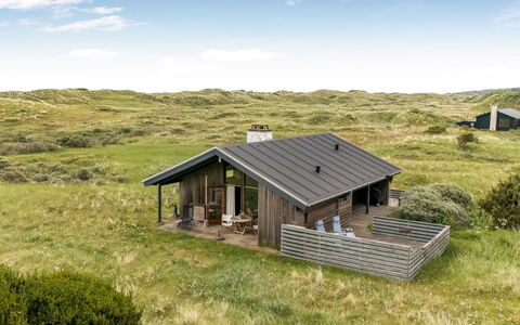 Anita - 400M from the Sea: Gras, Verblijf, Grasland, Huis, Dak, Land Lot, Landelijk Gebied, Huis, Hut, Prairie