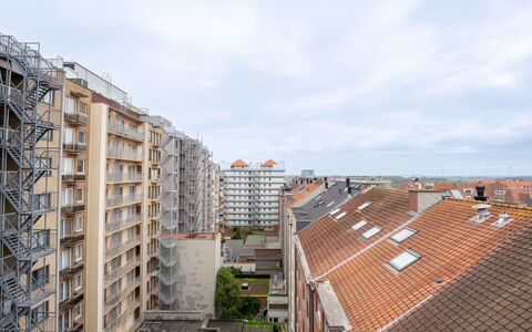 Amielie with Lateral Seaview: Gebouw, Dag, Muur, Stedelijk Gebied, Appartement, Woongebied, Stad, Facade, Architectuur, Grootstedelijk Gebied