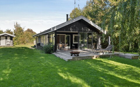 Tordis - 675M from the Sea: Huis, Dak, Huis, Verblijf, Groundcover, Boerderij, Tuin, Landgoed, Garden Gebouwen, Schaduw