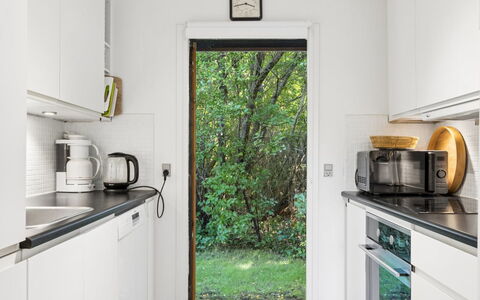 Tordis - 675M from the Sea: Hout, Keuken, Toestel Van De Keuken, Huis, Major Appliance, Countertop, Fornuis, Verf, Huishoudapparatuur, Fornuis