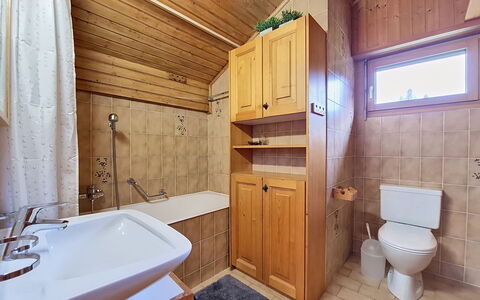 Domino C D-1: Loodgieterswerkinrichting, Wastafel In De Badkamer, Wastafel, Flooring, Verdieping, Hout, Interieur Ontwerp, Badkamer, Badkamerkast, Plafond