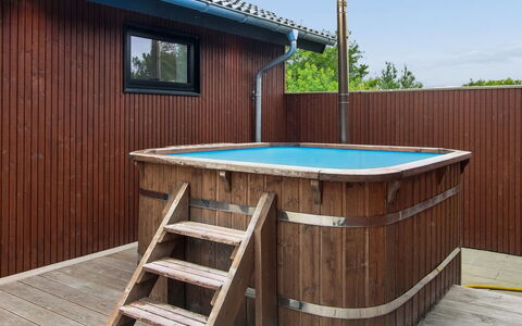 Ellin - 3.3Km from the Sea: Dak, Huis, Verblijf, Siding, Landgoed, Oprit, Boerderij, Garden Gebouwen