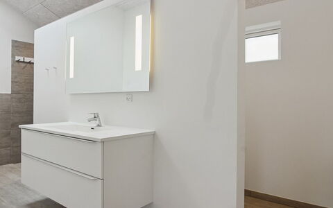 Ellin - 3.3Km from the Sea: Dak, Huis, Verblijf, Siding, Landgoed, Oprit, Boerderij, Garden Gebouwen