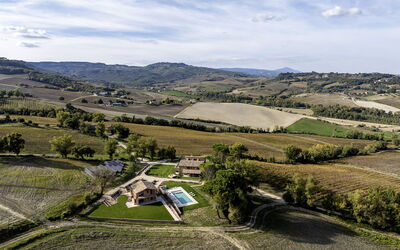 Poggio Ambrato 18, Emma Villas