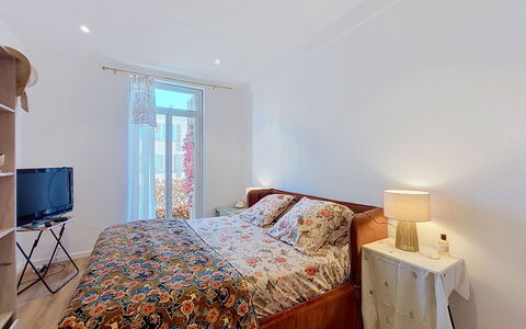 Le 3 Delaunay: Architectuur, Helling, Verblijf, Bergketen, Blokhut, Siding, Timmerhout, Alpen, Eco Hotel, Bergdorp