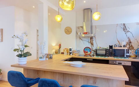 Le 3 Delaunay: Architectuur, Helling, Verblijf, Bergketen, Blokhut, Siding, Timmerhout, Alpen, Eco Hotel, Bergdorp