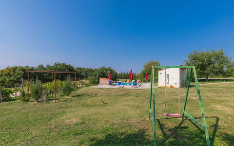Danijela 1: Architectuur, Helling, Verblijf, Bergketen, Blokhut, Siding, Timmerhout, Alpen, Eco Hotel, Bergdorp