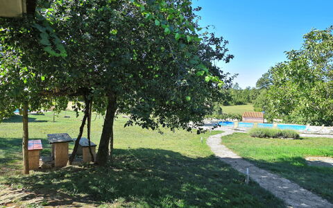 Danijela 2: Architectuur, Helling, Verblijf, Bergketen, Blokhut, Siding, Timmerhout, Alpen, Eco Hotel, Bergdorp