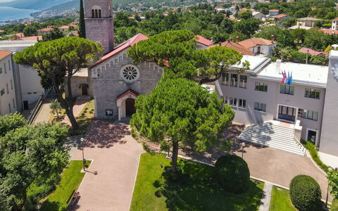 Opatija Matulji 174: Zee, Kust En Oceanic Landvormen, Kust, Toevlucht, Oceaan, Kust, Strand, Zwembad, Badplaats, Tropen