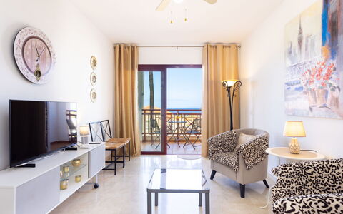 Balandros Sun: Meubilair, Interieur Ontwerp, Flooring, Verdieping, Appartement, Tafel, Stoel, Zee, Woonkamer, Keuken En Eettafel